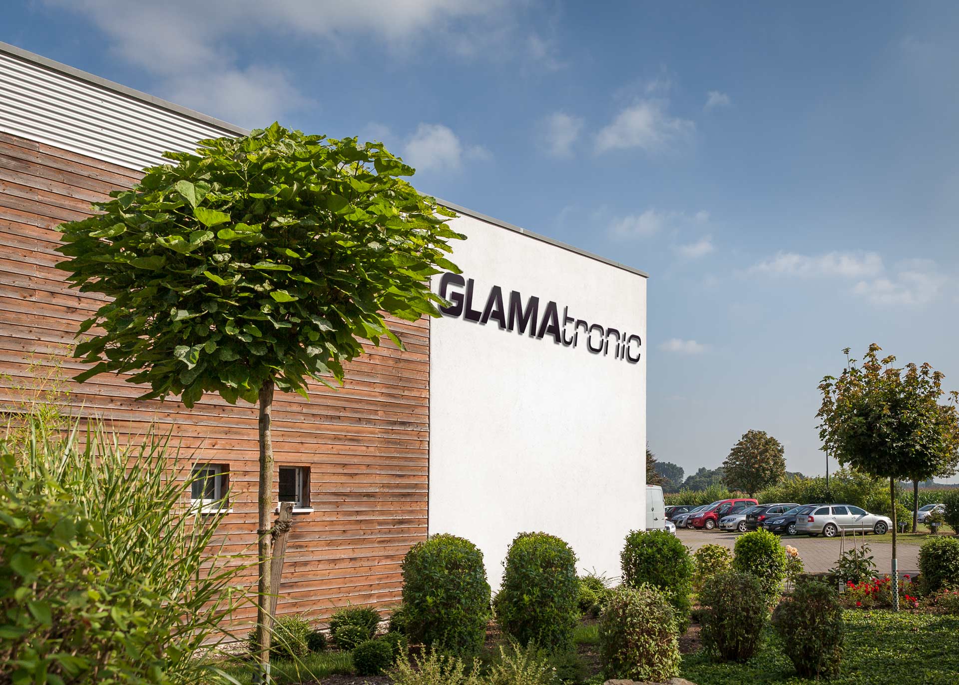 Unternehmen - GLAMAtronic GmbH